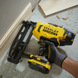 Stanley FatMax 64mm 18V Li-ion V20 Cordless Nail gun (Bare Tool) - SFMCN616B-XJ