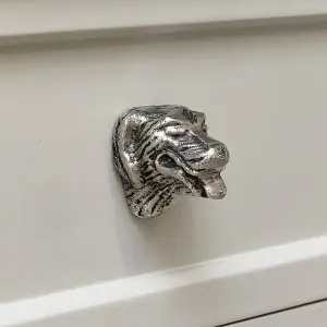 Melody Maison Silver Dog Drawer Knob