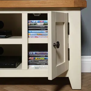 Elm Home And Garden Painted Cream Oak Small Tv Video Media Unit 50cm High x 91cm Wide x 37cm Deep Fully Assembled