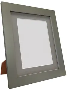 Metro Gold Frame with Light Grey Mount for Image Size 4 x 3 Inch