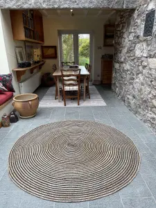 CHAKKAR DARK Stripe Round Jute Beige Black Rug / 150 cm Diameter