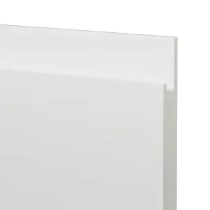 GoodHome Garcinia Integrated handle Gloss white Contemporary 2 drawer front, bridging door & bi fold door 600mm