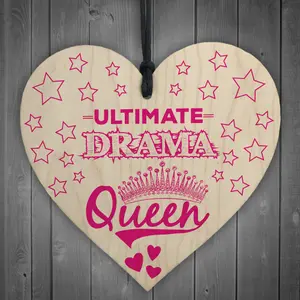 Red Ocean Ultimate Drama Queen Novelty Wooden Hanging Heart Plaque