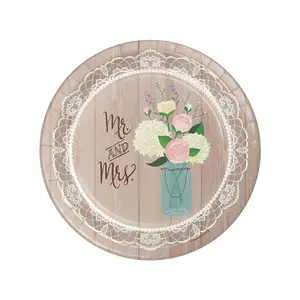 Creative Party Mr And Mrs Paper Wedding Party Plates (Pack of 8) Ivory/White (One Size)