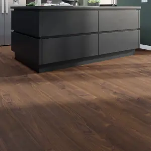 GoodHome Classy Dark Brown Oak effect Composite Click flooring, 1.98m²