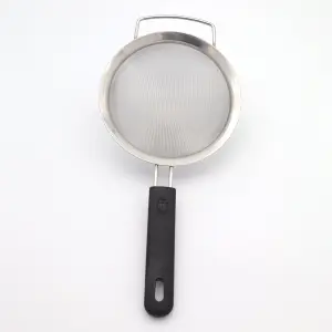 Stainless Steel Fine Mesh Strainer Sieve - Black Handle, Durable & Efficient 16cm