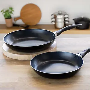 KitchenCraft Non Stick Frying Pan Set in Gift Box, 28cm & 24cm