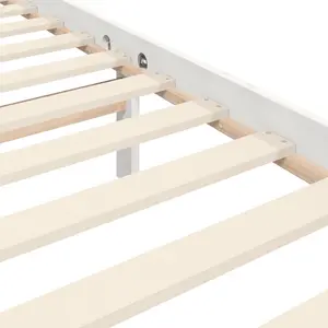 Berkfield Bed Frame with Headboard White 140x190 cm Solid Wood