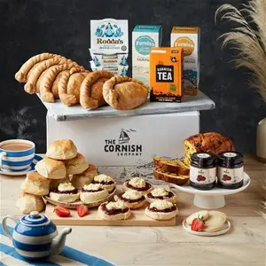 The Pasty & Cream Tea Party Hamper