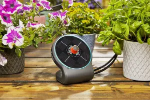 GARDENA Solar-Powered Irrigation AquaBloom Set