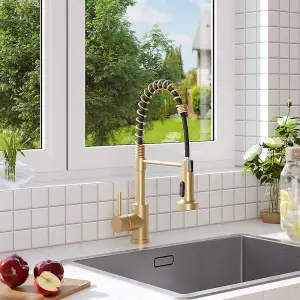 Gold Stainless Steel Side Lever Kitchen Spring Neck Pull Out Kitchen Tap Mixer Tap