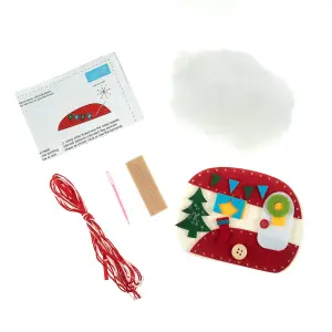 FELT DEC XMAS CARAVAN - Felt Decoration Kit: Christmas: Caravan - Trimits