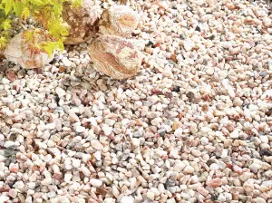 Kelkay Italian Rose Premium Aggregates Cobbles Bulk Bag 750kg