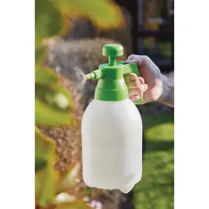 Draper Handheld Pump Action Pressure Sprayer, 2.5L 82467