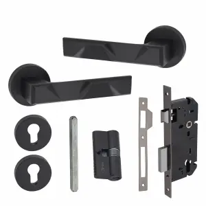 1 Pair Modern Nova Euro Lock Door Handles, 70mm Key & Key Barrell Matt Black Finish - Golden Grace