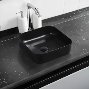 7839 Ceramic 40cm Vert Square Countertop Basin in Matte Black