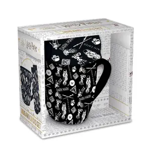 Harry Potter Dark Arts Mug and Sock Set Black/White (One Size)