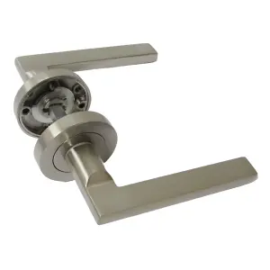 UNO Door Handle Modern Satin Nickel Lever on Rose Internal Handles + 64mm Latch & Hinges