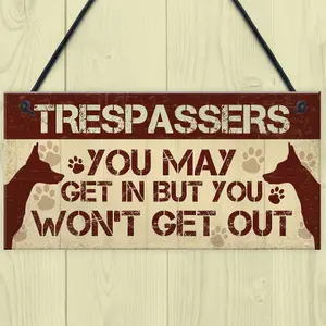 Red Ocean Funny Beware Trespassers Dog Warning Sign House Novelty Pet Dog Gifts Security Wall Gate Hanging Sign