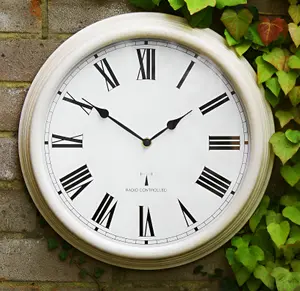 Outdoor Garden Clock Antique White Perfect Time Radio Controlled 38cm