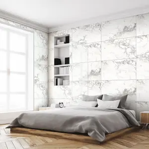 Verona Gloss White Marble Effect Porcelain Wall & Floor Tile - Pack of 80 Tiles, 14m² - (L)600(W)300mm