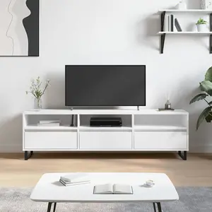 Berkfield TV Cabinet White 150x30x44.5 cm Engineered Wood