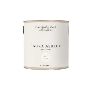 Laura Ashley Pure White Matt Emulsion paint, 2.5L