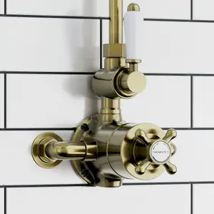 ENKI Downton Antique Brass Traditional 2-Outlet Brass Thermostatic Shower Set with Diverter 200mm