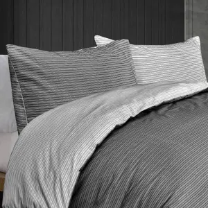 Smart Living Luxury Super Soft Reversible Pinstripe Duvet Cover with Pillowcase