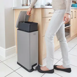 BLACK+DECKER 20L Grey Pedal Bin with Soft Close Lid