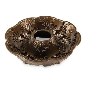 Nordic Ware Autumn Wreath Bundt Tin