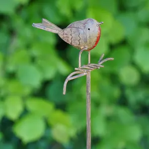 Robin on Stick Metal Garden Ornament British Bird Robins Outdoor Stake