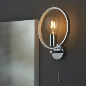 Anson Lighting Merritt Bathroom Wall light finished in chrome plate and clear faceted acrylic