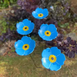 Cast Iron Wild Bird Forget Me Not Flower Dish Bird Feeders (Set of 3)