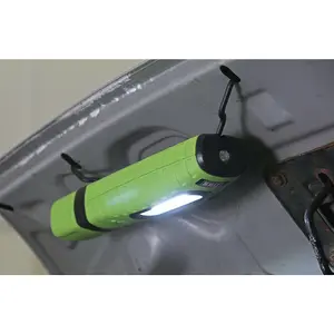 360 Degree Swivel Inspection Light - 14 SMD & 3W SMD LED - Twin Battery - Green