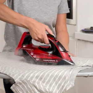 Morphy Richards 303250 easyCHARGE, Cord-Free Steam Iron, 2400 W - Red/Black