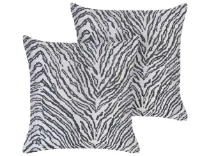 Set of 2 Cushions MANETTI 45 x 45 cm Animal Black-White