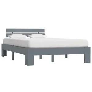 Berkfield Bed Frame Grey Solid Pine Wood 140x200 cm