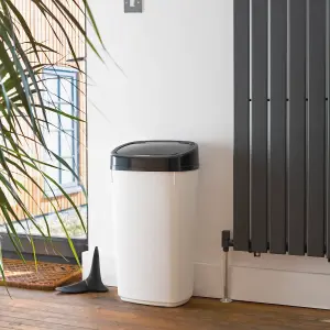 Dihl - UK MADE - 50L White Sensor Bin with Black Sensor Bin Lid Kitchen Waste Dust Bin Automatic Motor