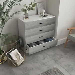 URBNLIVING Height 73cm 4 Drawer Wooden Bedroom Chest Cabinet Modern White Carcass and Ash Grey Drawers Wide Storage Cupboard Close