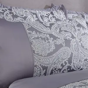 Duchess Jacquard Luxury Bedding Duvet Set Silver