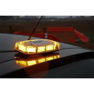 Sealey Mini Light Bar 50W SMD LED 12V 24V 2.5A 120W Magnetic Base MLB80MB