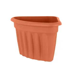 Wham 4x Vista Terracotta Plastic Planter, Corner Garden Plant Pot, Medium Floor Pot (40cm, 20L, Pack of 4)