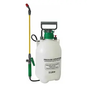 Pump Action Garden Pressure Sprayer - Adjustable Sprayer with carry strap