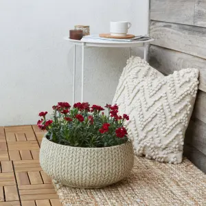 Verve Kulun Beige Knitted effect Fibreclay Circular Plant pot (Dia) 37cm, (H)16cm, 12.6L