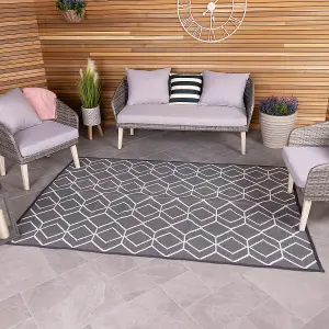 Grey Diamond Lightweight Weatherproof Outdoor Rug 160x230cm