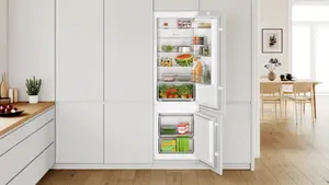 Bosch KIV87NSE0G 70:30 Built-in Fridge freezer