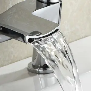 Nes Home Galaxy Deck Mounted Solid Brass Waterfall Bath Filler Mixer Tap Chrome