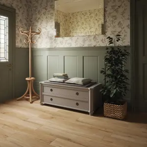 Laura Ashley Hepscott Medium Oak Natural Oak effect Luxury vinyl click flooring, 2.2m²