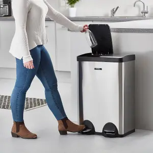 Cooks Professional Kitchen Rubbish Recycling Pedal Bin 60L 2 Waste Compartment Hands-Free Silver